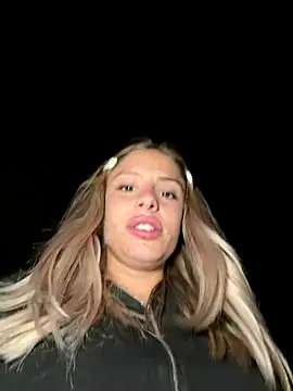 SophieVJ's cam snapshot