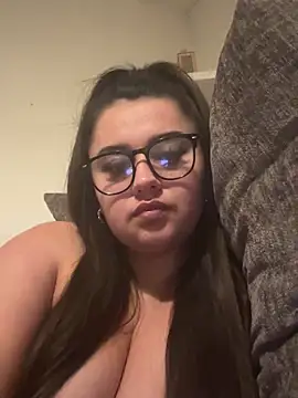 Wild_Busty_Niyah_XX live sex cam