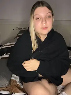 AlexxaWolff's cam snapshot