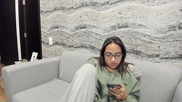 Sophi__a's cam snapshot