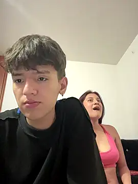 _Kinky69_'s cam snapshot