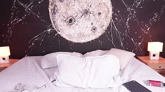 VictoriaMonroee_ live sex cam