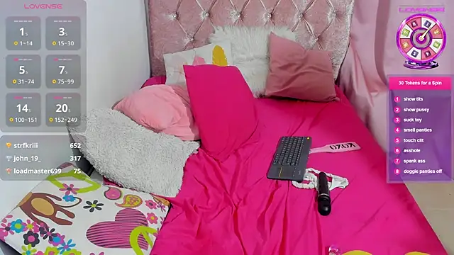 amelia_petiite live sex cam