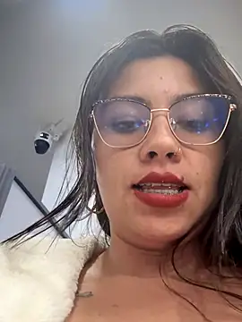 LIZ-06_'s cam snapshot