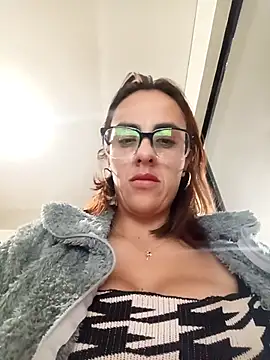 Jade_1-9's cam snapshot