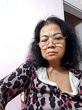 Hotestlove live sex cam