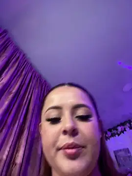 April_Beckett02's cam snapshot