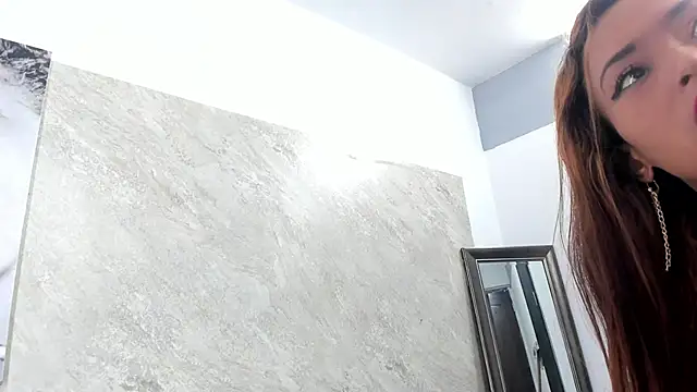 cinthya_10's cam snapshot