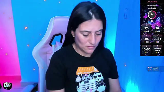 Saskyaa's cam snapshot