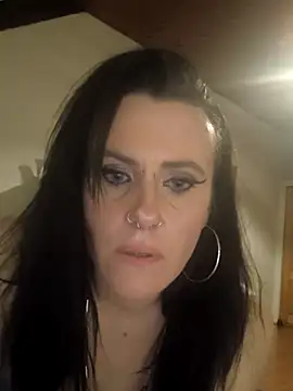 Sosso19squirt live sex cam