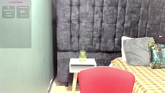 Charlotte__Gray live sex cam