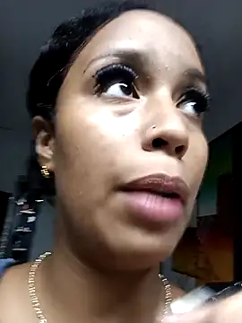 Fernanda30 live sex cam