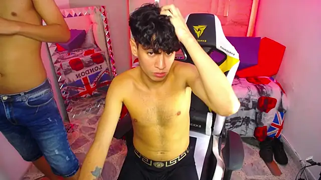 THE_VIPS_TWINK live sex cam
