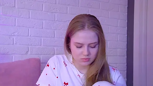 SelinSwarovski live sex cam