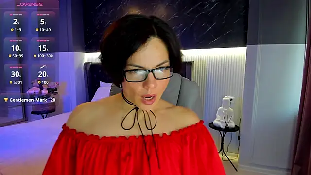 Maya_Levin's cam snapshot