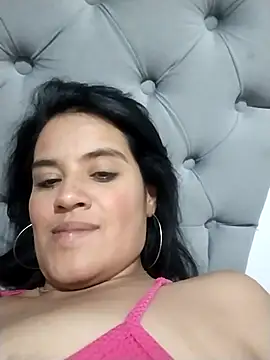 zhayra_rose's cam snapshot