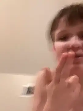 Lassie_Cassie's cam snapshot