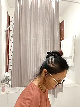 Mama_Eva_1 live sex cam