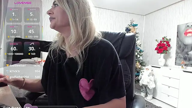 KattyeFox's cam snapshot