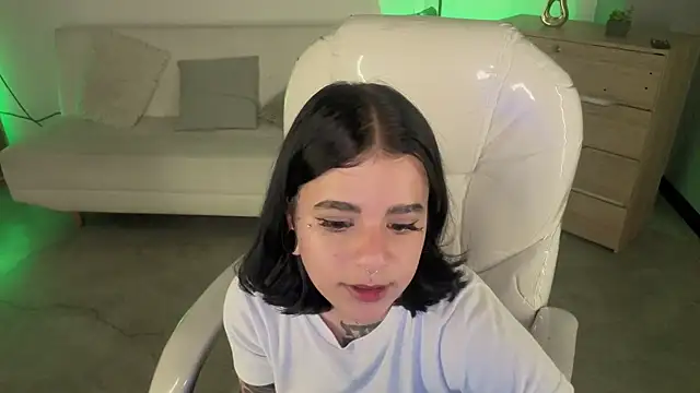 Nicole_Foxx_'s cam snapshot