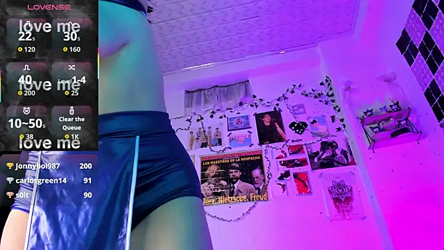 UchikyDoll's cam snapshot