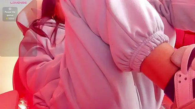 Sheilly_brown's cam snapshot