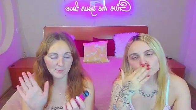 MagicEyess live sex cam