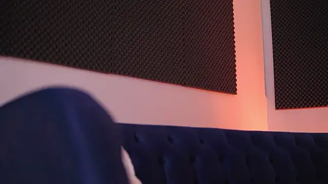 KyssaraPlay live sex cam