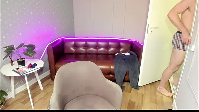 Ant_Power live sex cam