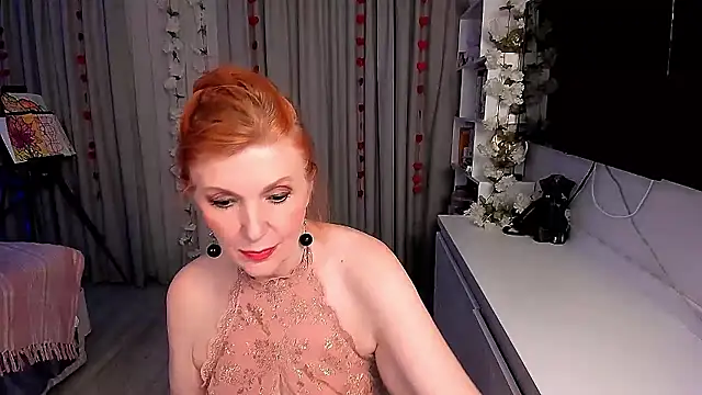 Almaz-Fire-Fox-One live sex cam