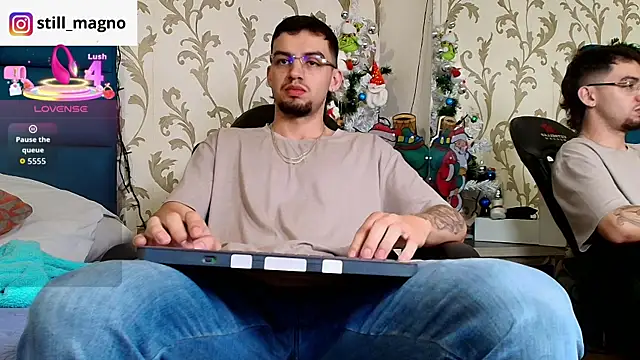 Michael_magno live sex cam
