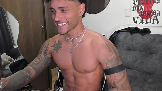 Alessandro_Vanni live sex cam