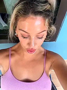 peachcindyy live sex cam