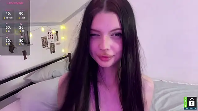 kittenmonik4xX's cam snapshot