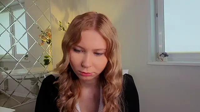 CorrieHighfield live sex cam