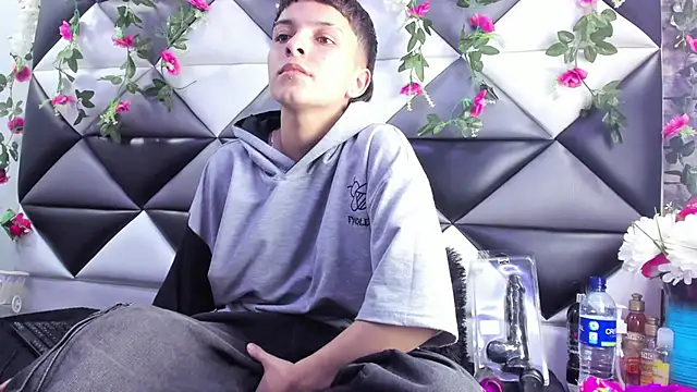 Megan_Thompson_ live sex cam