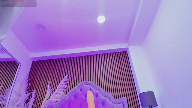 SelenaStonne's cam snapshot