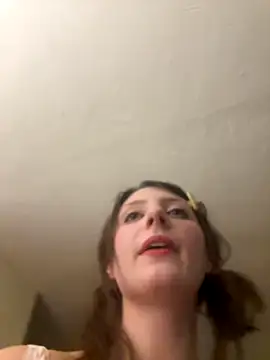 lilliabloom's cam snapshot