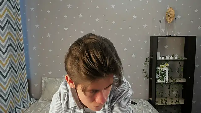 AndrewwCarter2 live sex cam