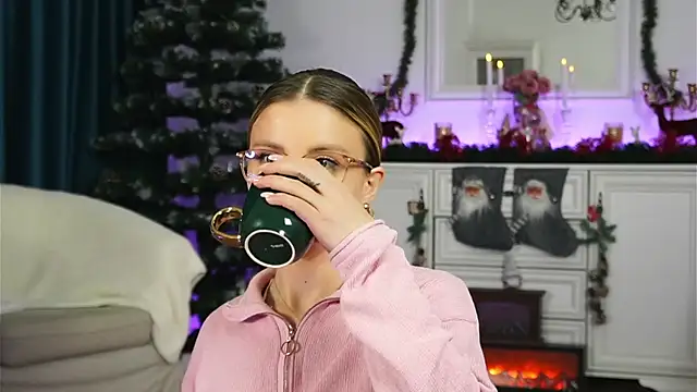 ivyleague_'s cam snapshot