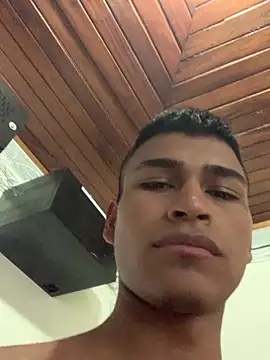 Emiliano_Reyes's cam snapshot