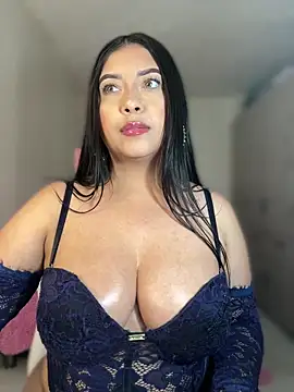 cami_ortiz__'s cam snapshot