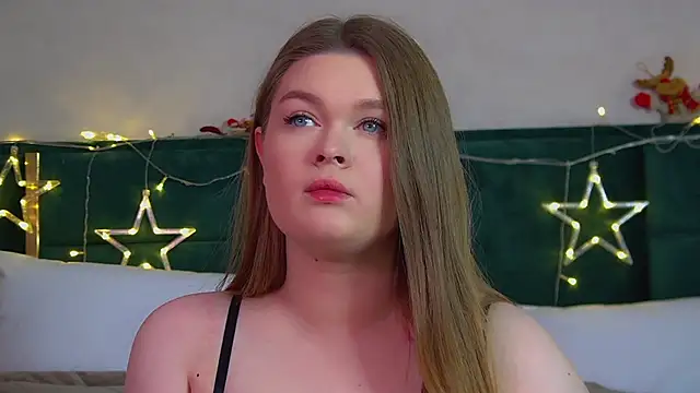 CrystalLyons's cam snapshot