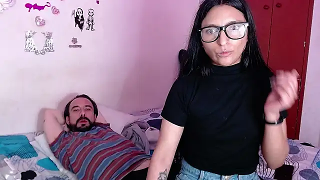 Isis_Robert's cam snapshot