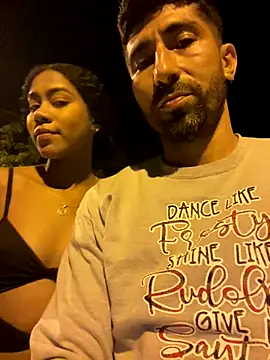 CaramelDesire's cam snapshot