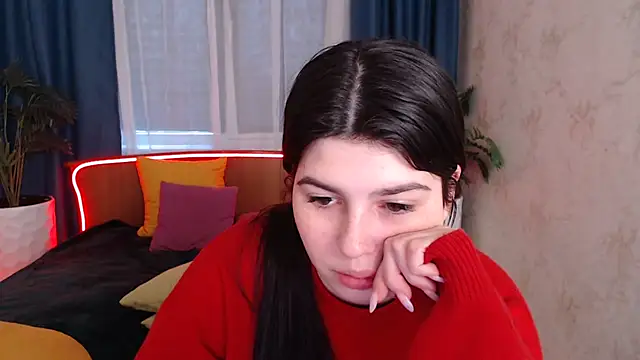 KisaModel's cam snapshot