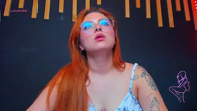 izyzys_baker's cam snapshot