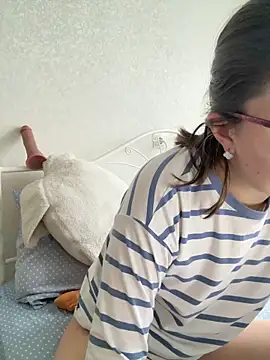 BeatriceTender's cam snapshot