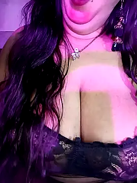 Suhanakhan04's cam snapshot