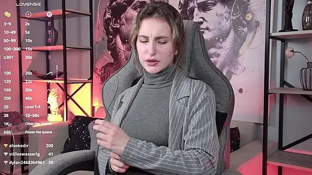 LuxRayi's cam snapshot